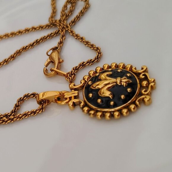 Vintage Estate Fleur- De- Li Necklace Pendant Non-Magnetic Chain 16" - Picture 4 of 5